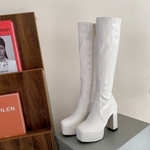 Boot da bóng ngang gối màu trắng 12cm mũi vuông ĐỘC ĐÁO GCC2002