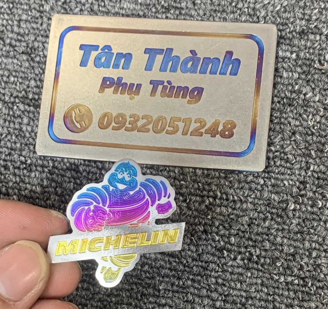 Logo titan Michelin màu khò, điện phân