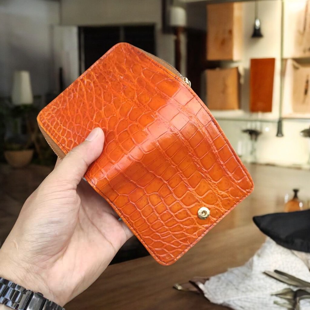 Ví nữ mini Da bụng cá sấu Vàng bò dễ sử dụng!