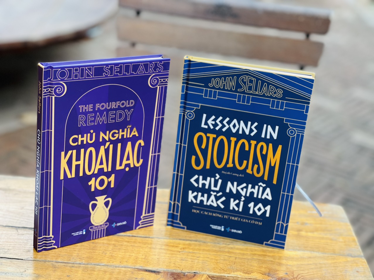 [Combo 2 cuốn - Bìa cứng] CHỦ NGHĨA KHẮC KỈ 101- CHỦ NGHĨA KHOÁI LẠC 101 – John Sellars – San Hô Books