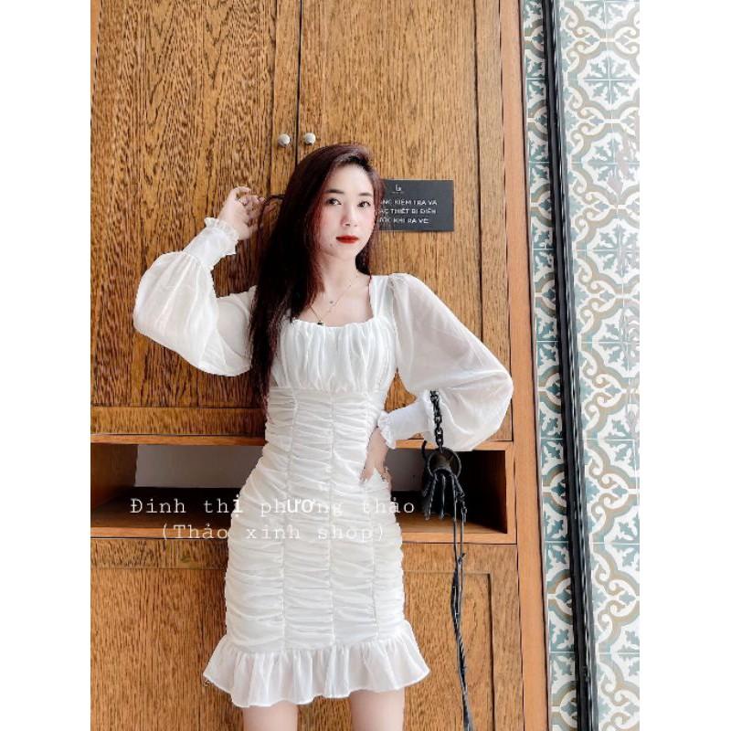 Váy trắng rúm cổ vuông đuôi cá