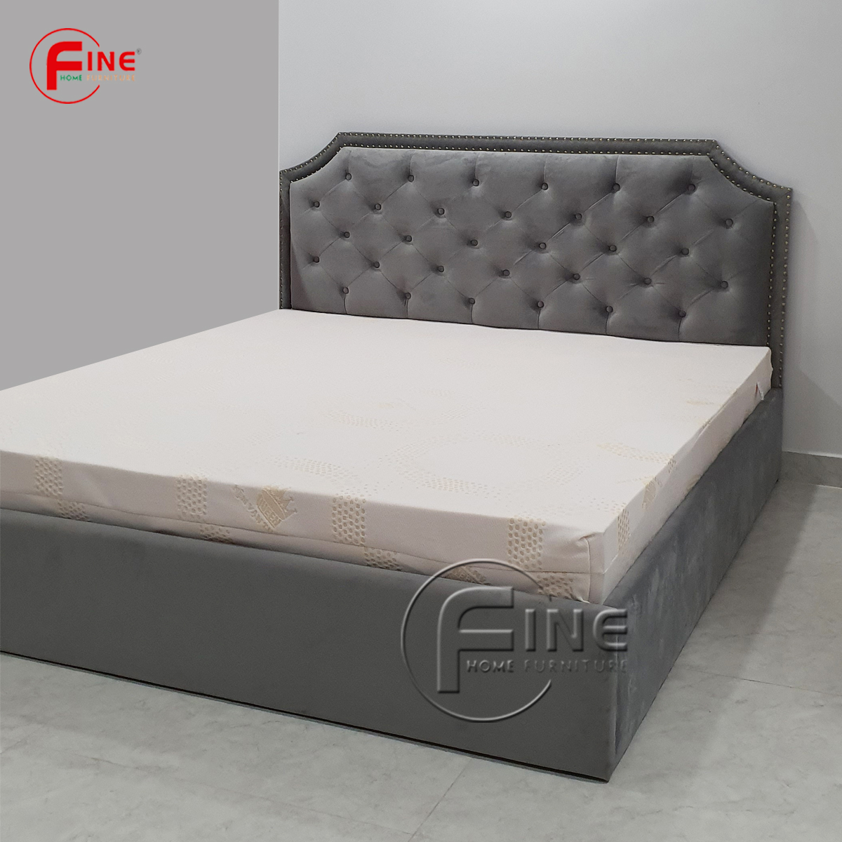 Giường Tân Cổ Điển Bọc nệm Sang Trọng Cao Cấp FINE FG213 Kích thước 1m4