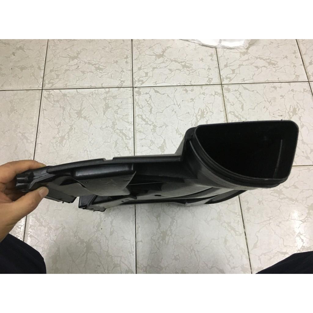 Ống hút gió Trong BMW Series 3/5/7 E90 X1 E84