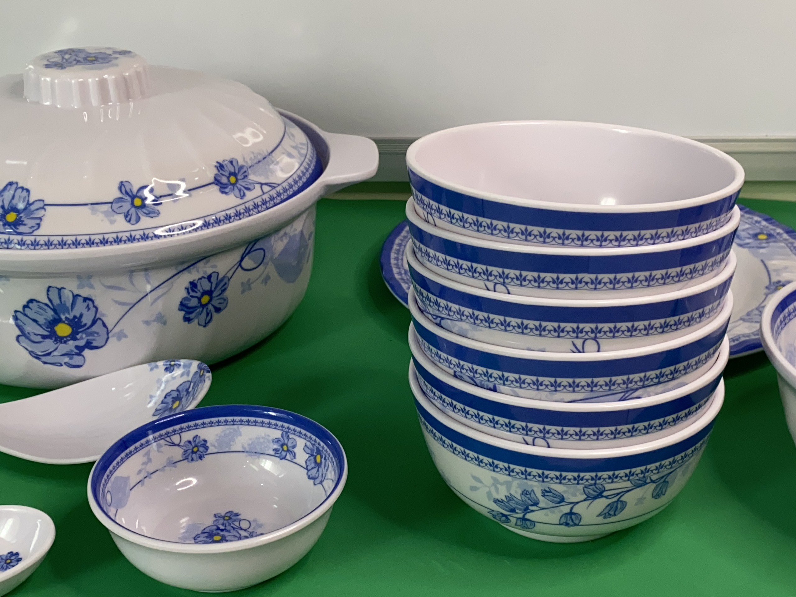 Combo 6 Chén (Bát) Cơm 9 Món LÝ HƯƠNG  Nhựa Xanh Melamine Cao Cấp