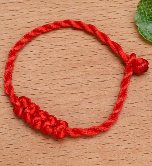 Vòng chỉ đỏ Tây Tạng may mắn