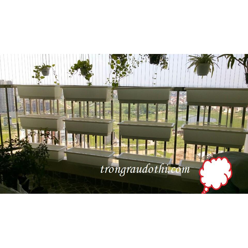 Bộ giá kệ trồng cây ban công 3 tầng và 3 chậu trồng cây thông minh 67x24x20cm
