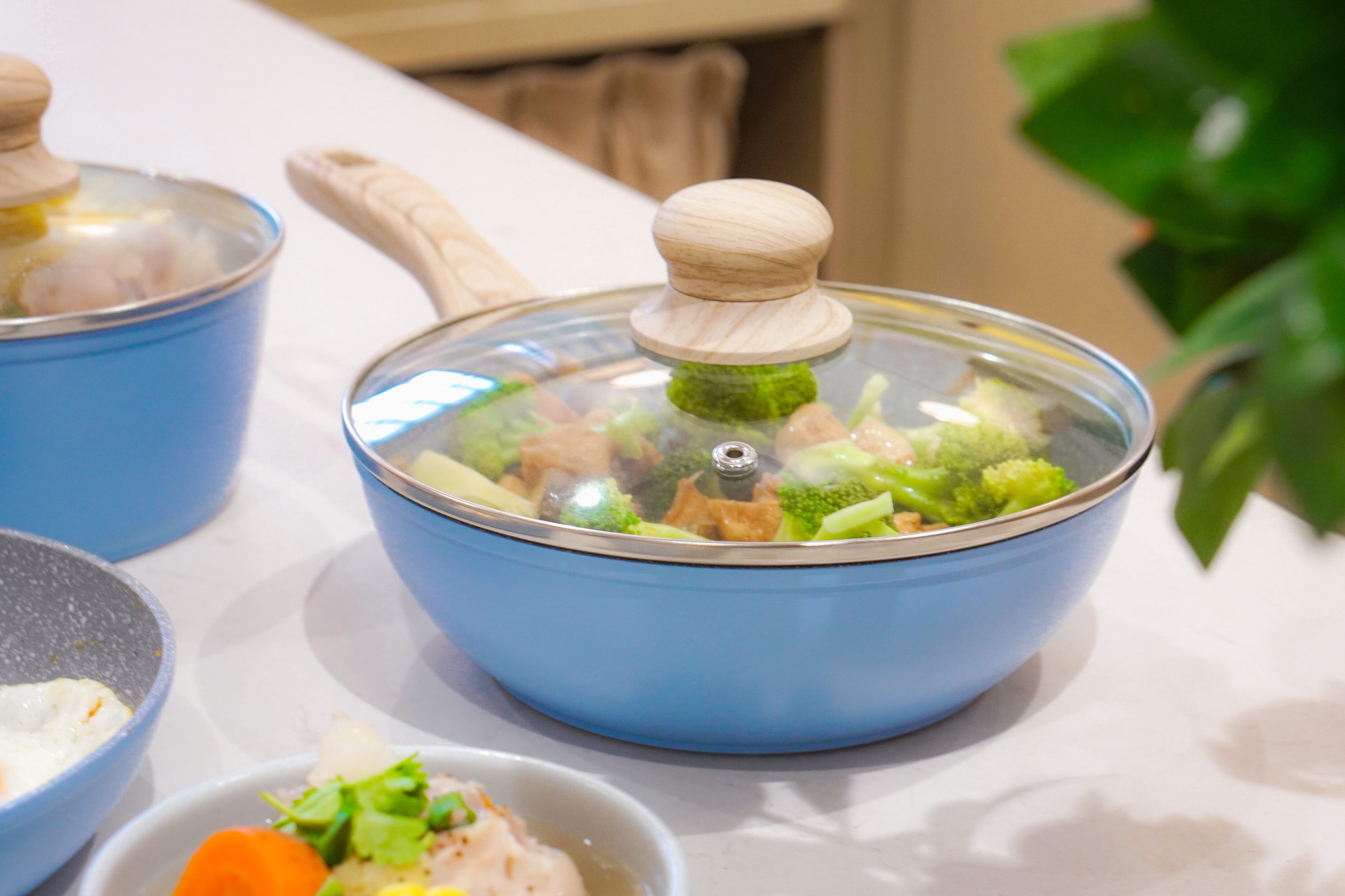 Bộ nồi chảo chống dính Ceramic đáy 6 lớp ăn dặm cho bé La gourmet Baby set màu xanh - sử dụng được tất cả loại bếp - 417886