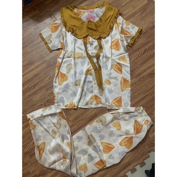 Bộ Pijama Lụa Latin Cổ Sen Bèo Quần Dài