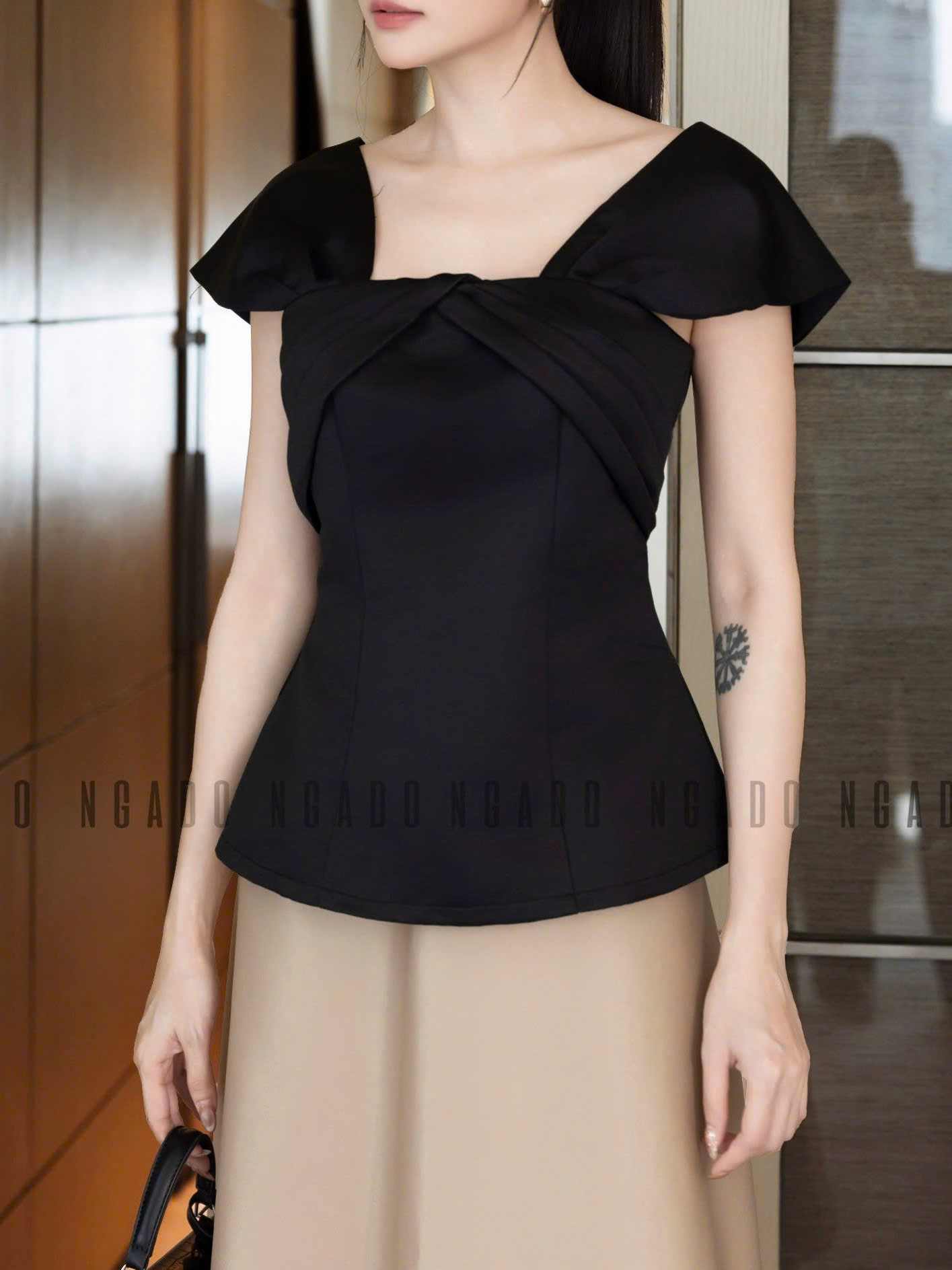 Set áo váy đen nude tay con NGADO , set áo váy , set công sở