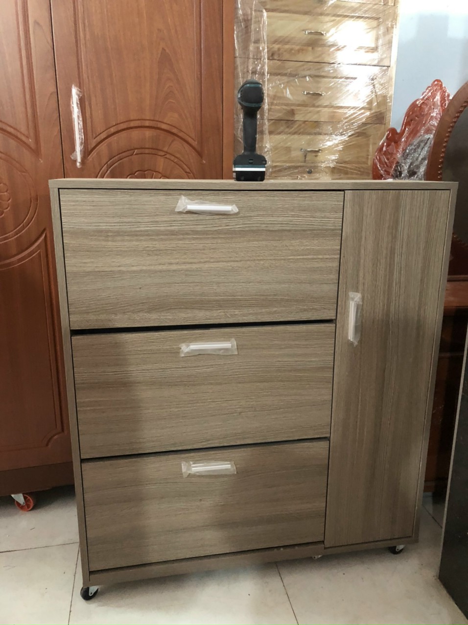 Tủ giày dép thông minh gỗ Ocan ngang 1m 2