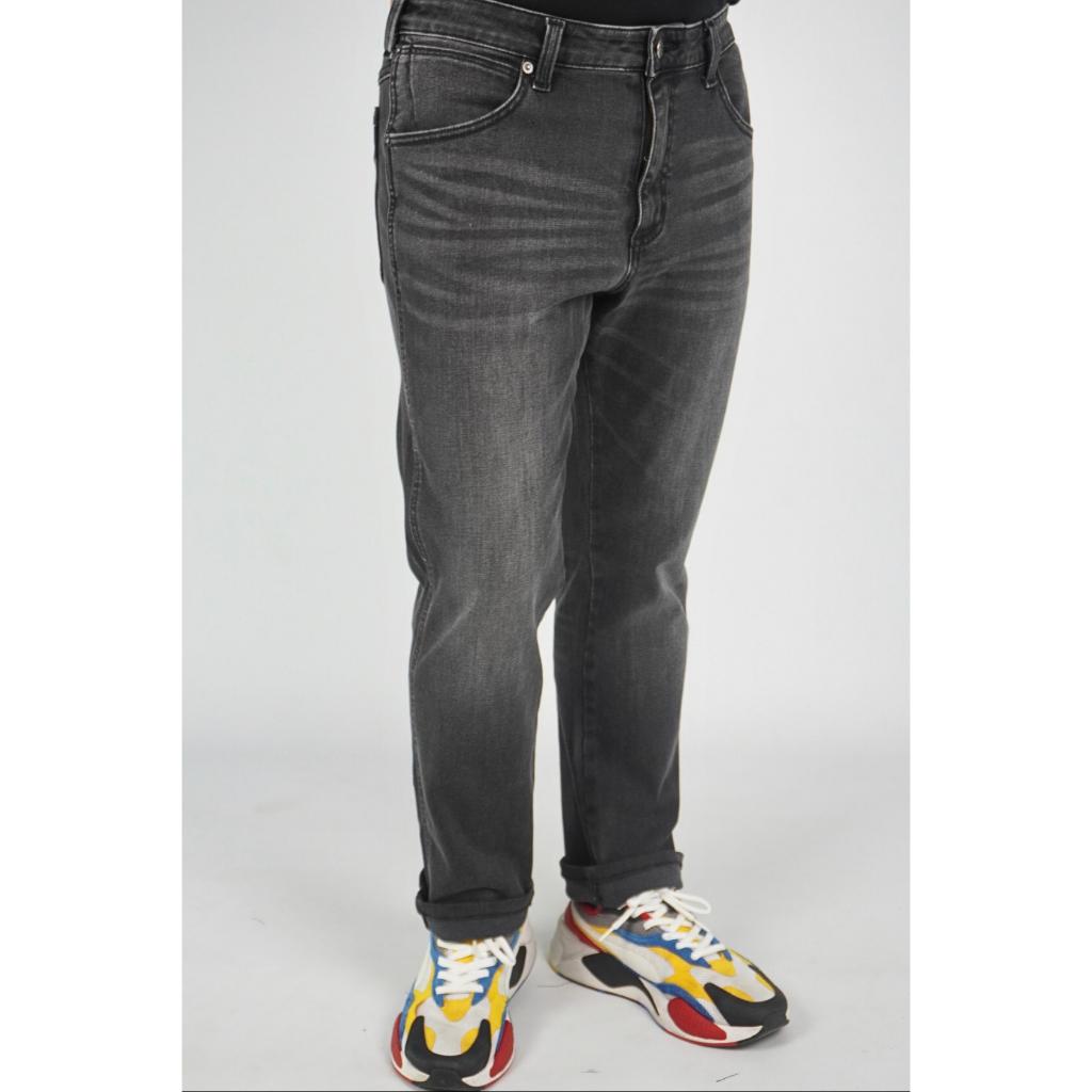 Quần Jean slim straight NAM Q9, Quần bò Nam Ôm Đứng, Chất vải co giãn Cao Cấp, Lịch Sự - thương hiệu Samma Jeans.
