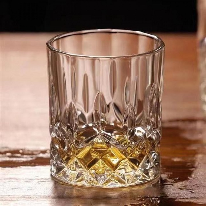Ly thủy tinh pha lê dung tích 218ml dầy đáy ,uống cocktail cao cấp