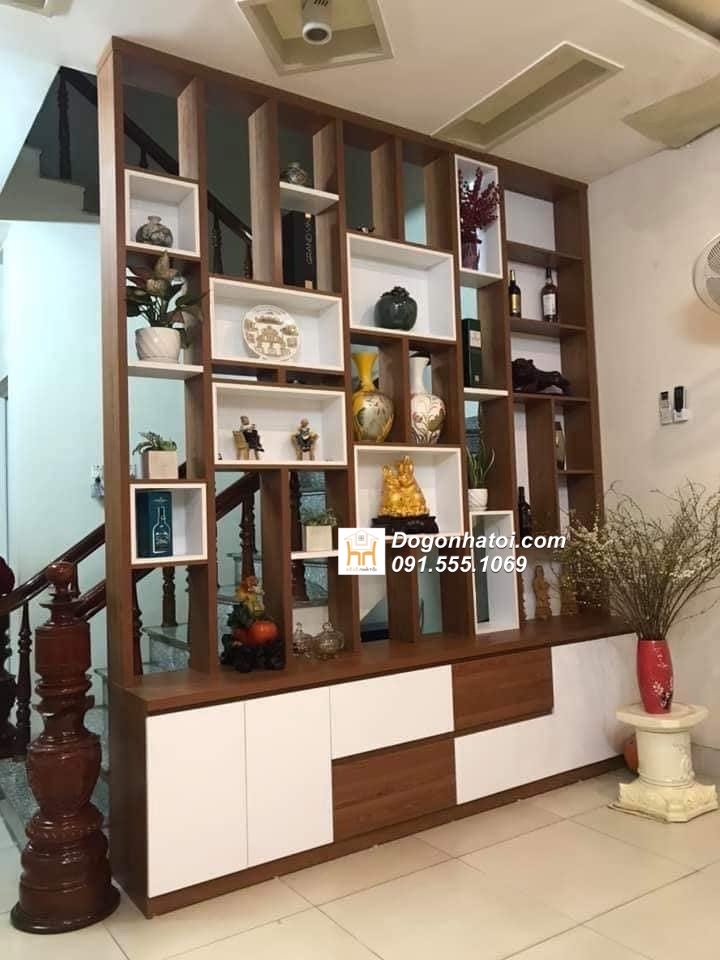 Kệ Tivi Kèm Vách Ngăn Phòng Khách Đẹp 2m2 X 2m2 - TR628