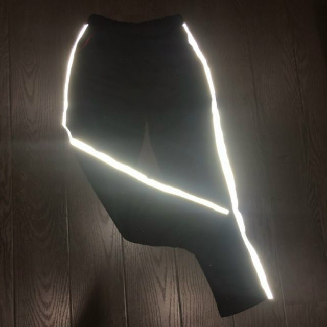 Quần jogger nam nữ mặc / quần thuun nỉ phát sáng dạ quang / quần thể thao phát sáng dạ quang nam nữ mặc