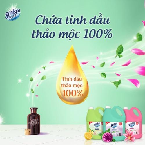 Nước lau sàn Sunlight hương hoa cỏ xuân 1kg, Sữa Tắm Lifebuoy Mát lạnh sảng khoái 800g và Nước giặt Omo Matic Cửa trước Khử mùi Thư thái túi 3.6kg