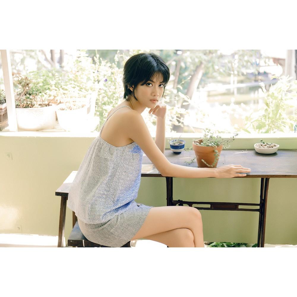 Scarlett House_Áo kiểu cotton hai dây chéo lưng thiết kế