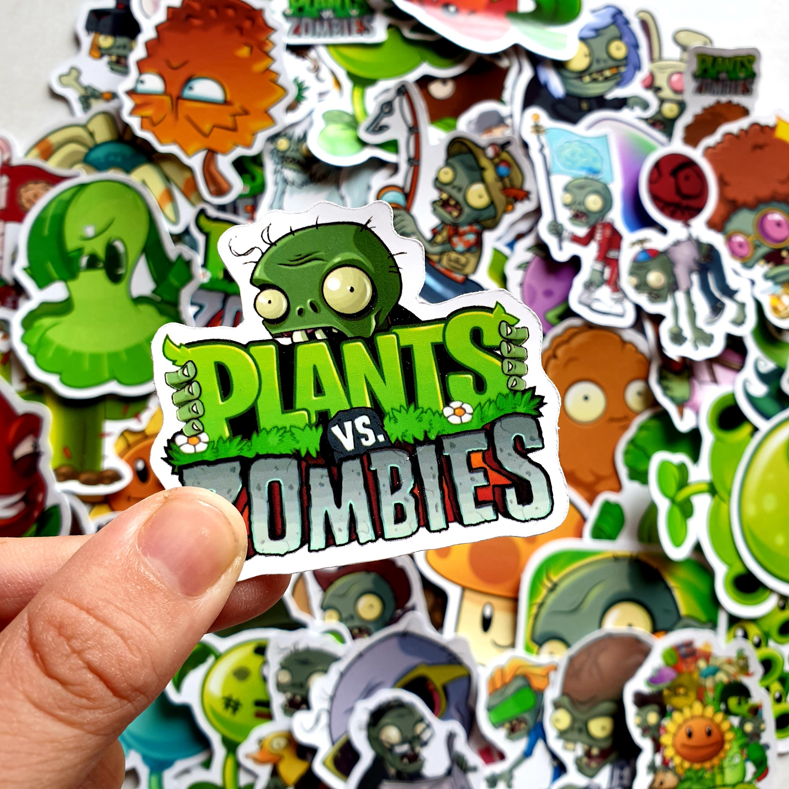 Sticker hình dán cao cấp chủ đề PLANTS VS ZOMBIES - Dùng dán Xe, dán mũ bảo hiểm, dán Laptop