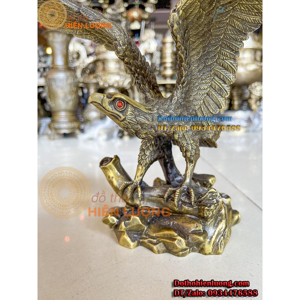Tượng Linh Vật Đại Bàng Tung Cánh Đậu Cành Cây Màu Nâu Bằng Đồng Cao 26cm Loại Đẹp