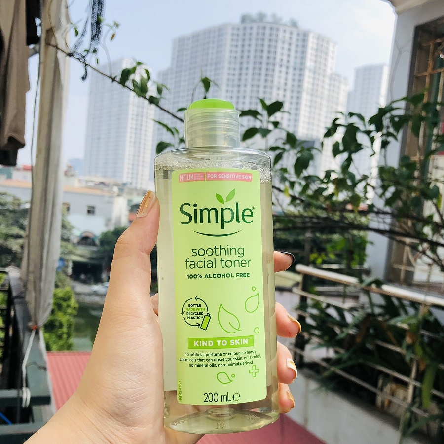 Nước Hoa Hồng Simple Kind To Skin Soothing Facial Toner 200ml - Mẫu Mới