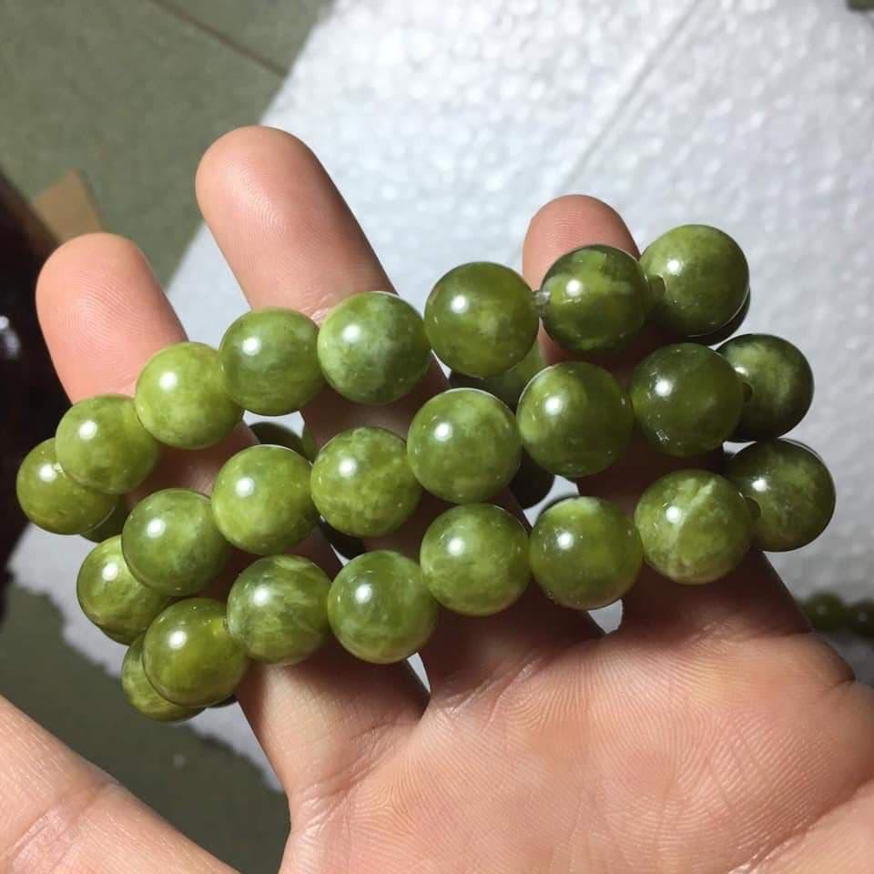 Vòng Đá Tự Nhiên Màu Xanh Lục Dạng Hạt