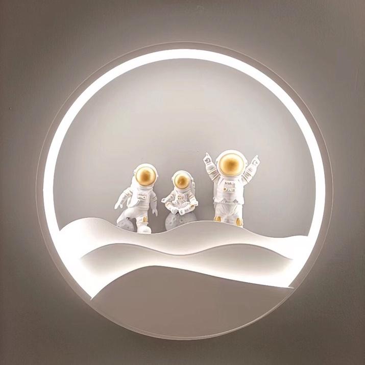 Đèn tường DANA 3 chế độ màu ánh sáng đẹp mắt họa tiết độc đáo