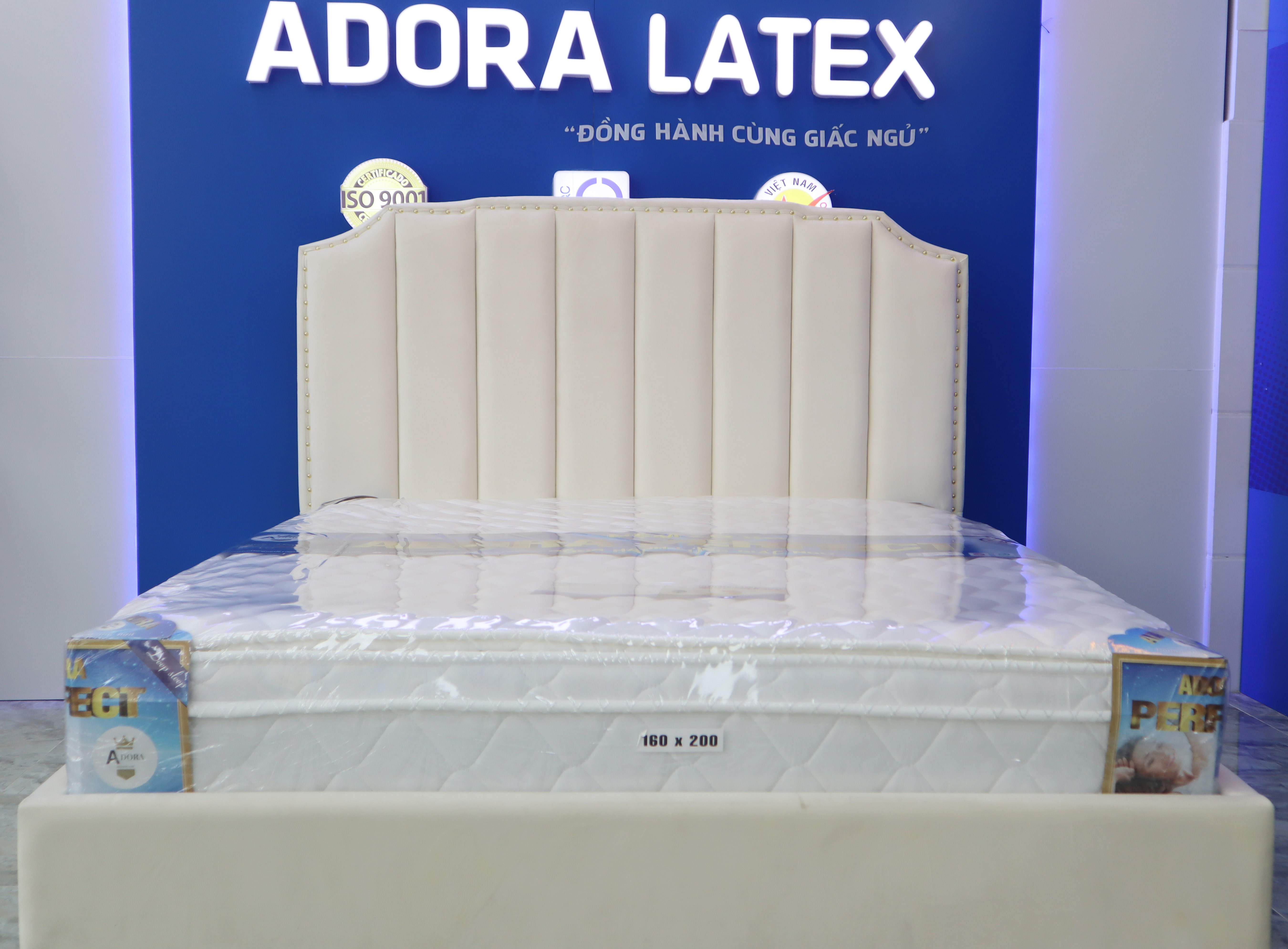 Đệm lò xo liên kết Aroma Perfect