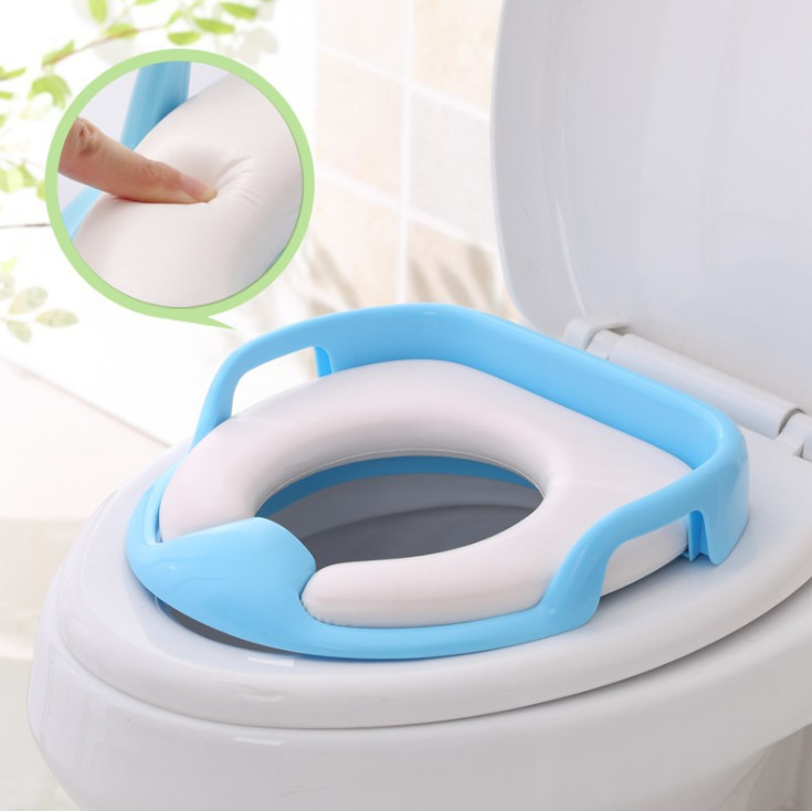 Bệ Ngồi Toilet Trẻ Em Có Quai Nắm Vững Chãi