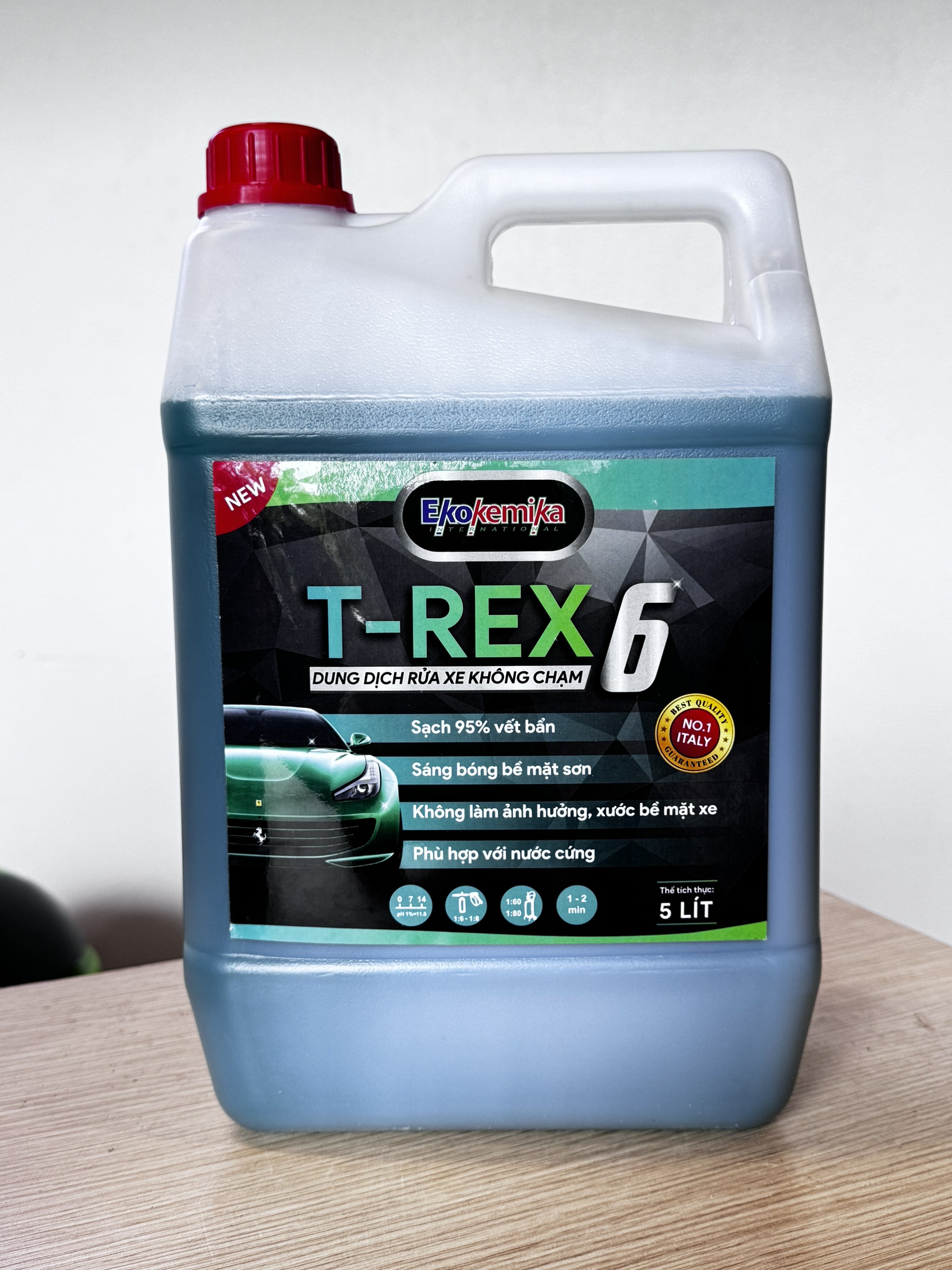 NƯỚC RỬA Ô TÔ - XE MÁY KHÔNG CHẠM ĐẶC BIỆT EKOKEMIKA ITALY T-REX 6