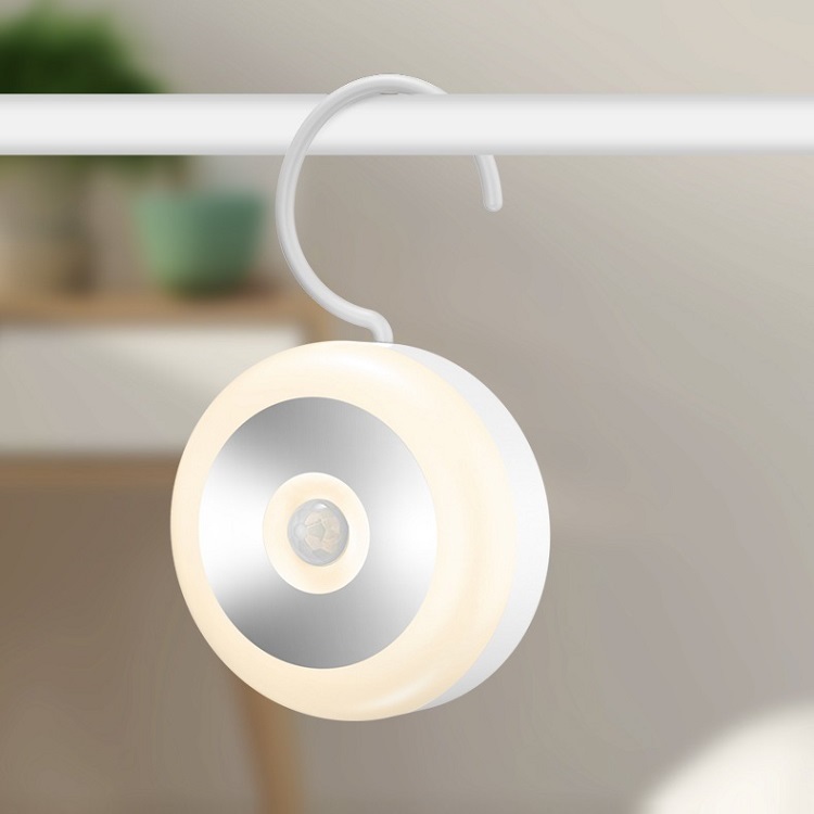 Đèn led mini cảm biến hồng ngoại có móc treo tiện lợi VN00212