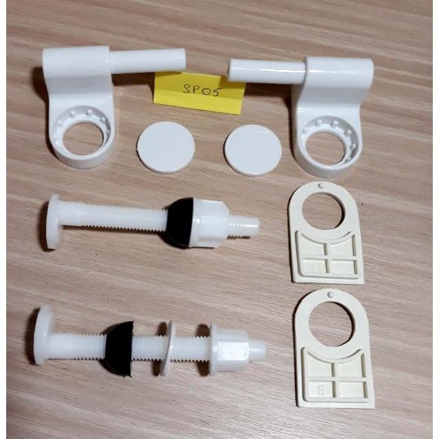HA09T - Nắp bồn cầu nhựa thông dụng