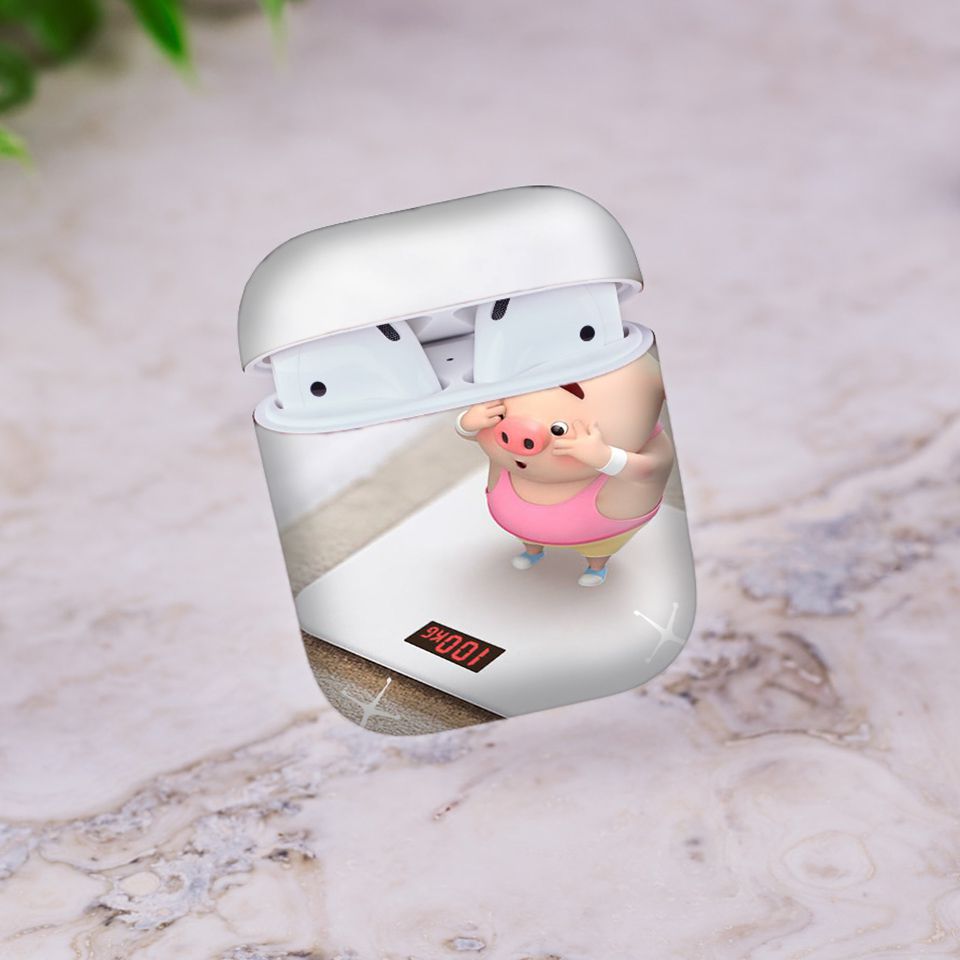 Miếng dán skin chống bẩn cho tai nghe AirPods in hình Heo con dễ thương - HEO2k19 - 016 (bản không dây 1 và 2)