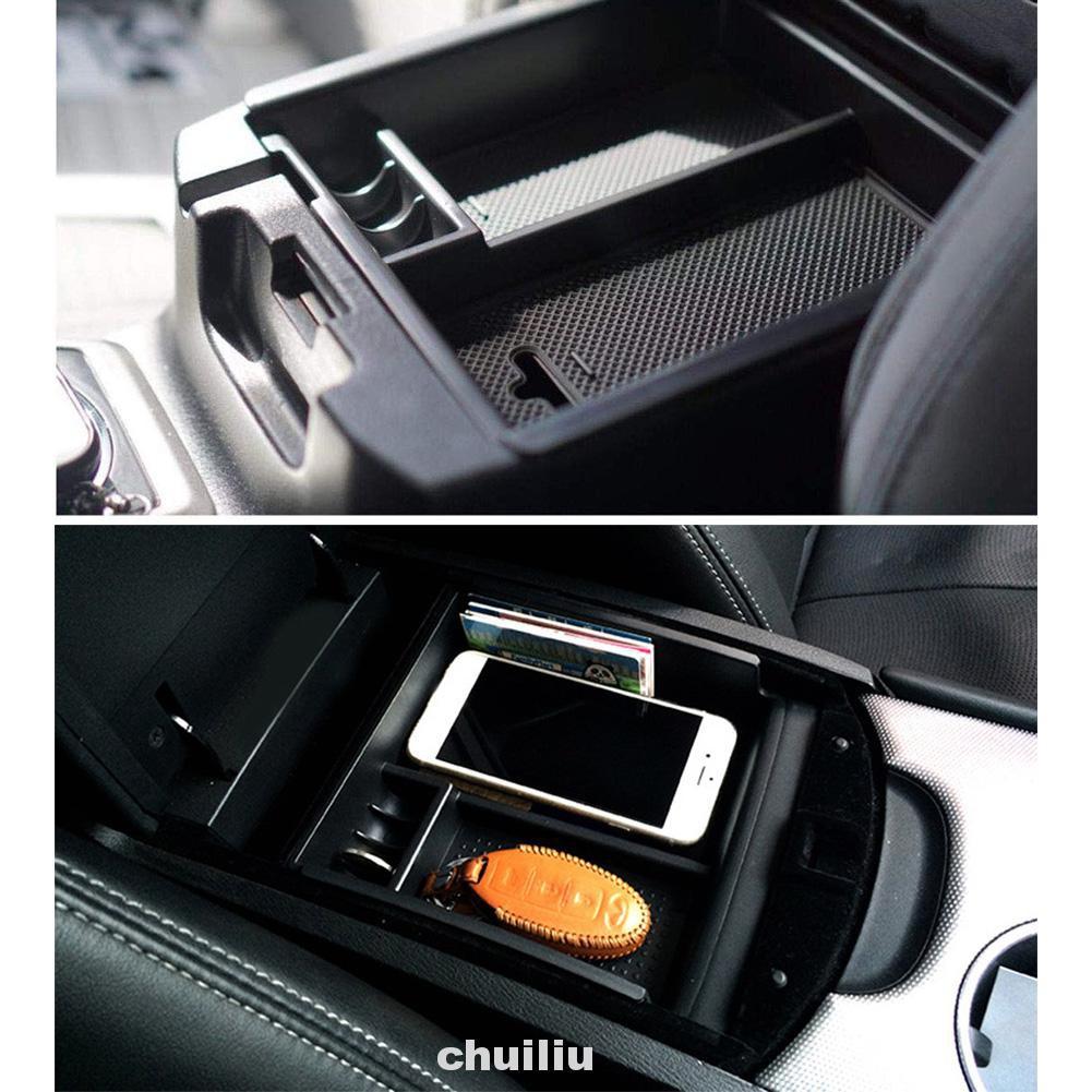 Hộp Đựng Vật Dụng Tiện Lợi Cho Xe Ô Tô Q50