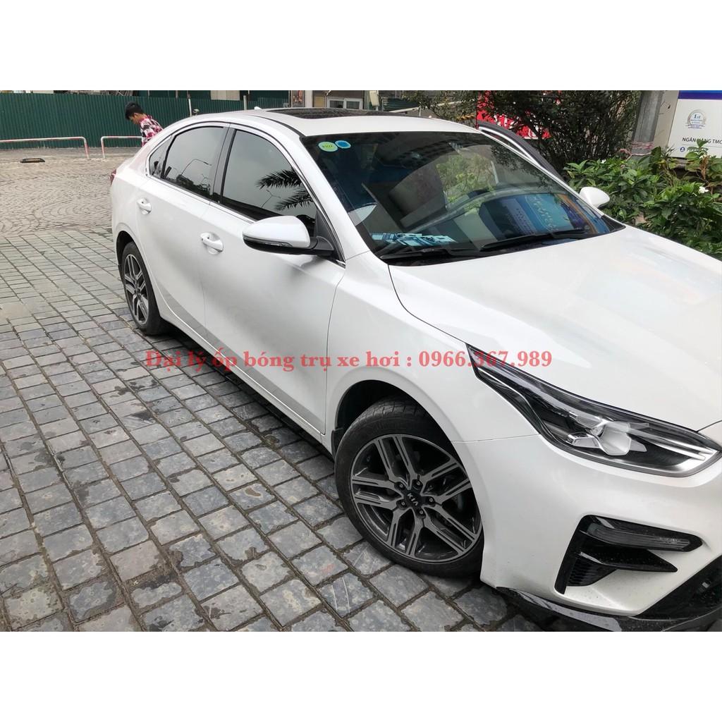 Ốp bóng trụ cửa xe ô tô Kia Cerato, Seltos, K3