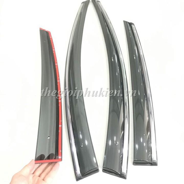 Bộ vè che mưa Ford Focus 2014-2019 chỉ mạ Crom cao cấp