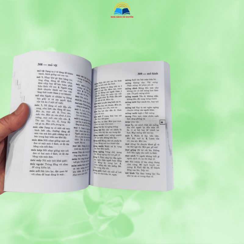 Sách - Từ Điển Tiếng Việt 50.000 Từ Tham Khảo Cơ Bản Cho Học Sinh, Sinh Viên