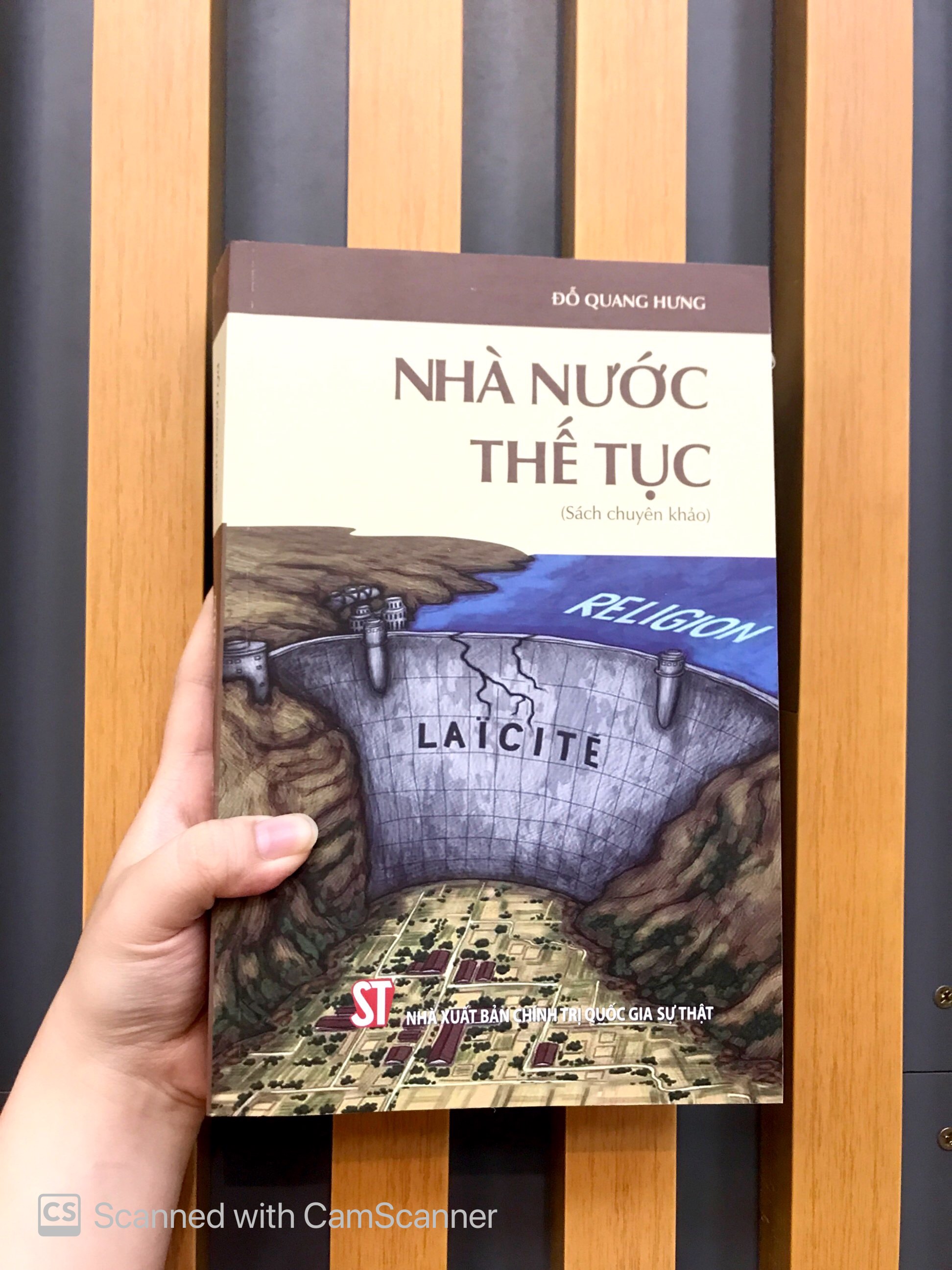 NHÀ NƯỚC THẾ TỤC  Đỗ Quang Hưng - Nxb Chính trị Quốc gia Sự thật  bìa mềm