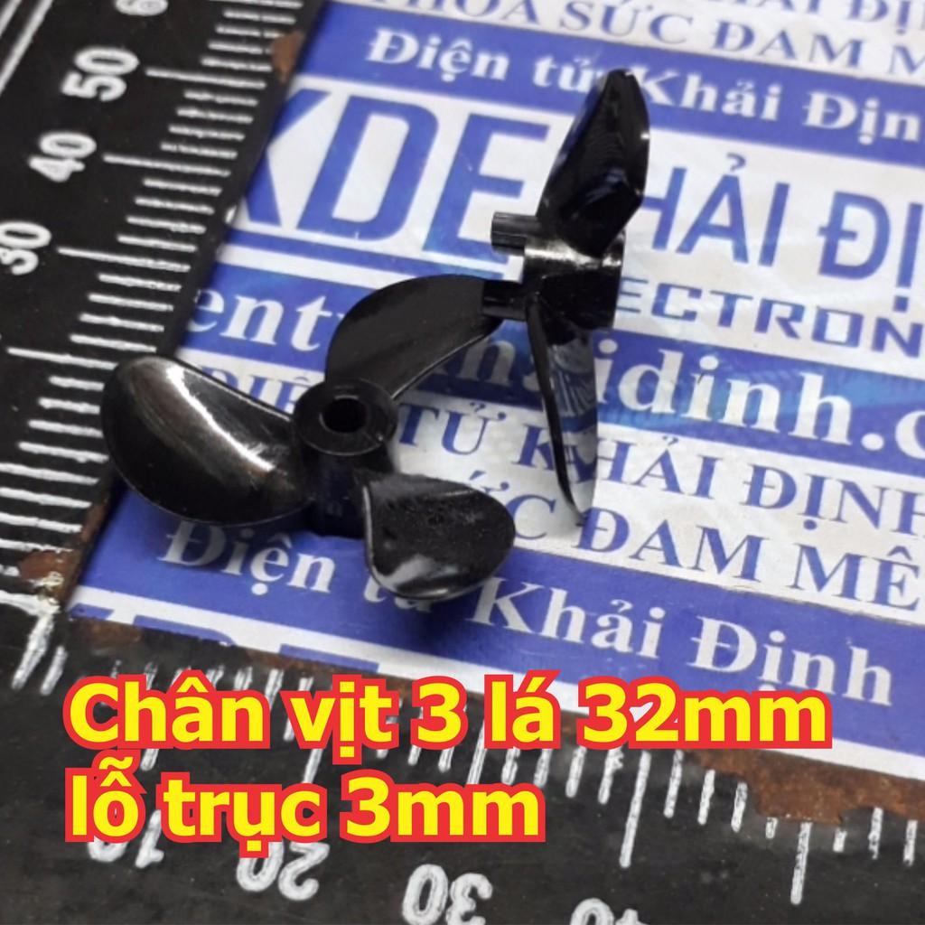 Chân vịt tàu thủy mô hình 3 lá, 3 cánh màu đen bóng nhựa cứng  32mm, lỗ trục 3mm kde5475