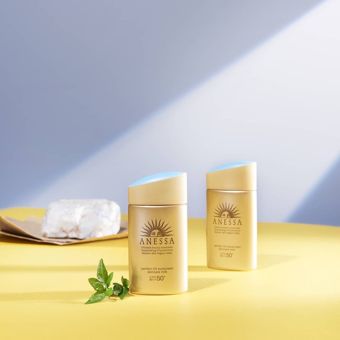 Kem Chống Nắng Anessa Perfect UV Sunscreen Skincare Milk Spf 50+ Pa++++