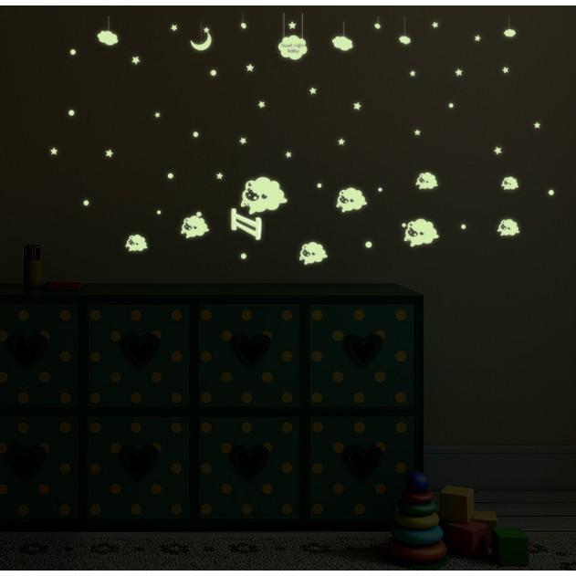 Decal trang trí tường - Cừu Con Đáng yêu - DẠ QUANG