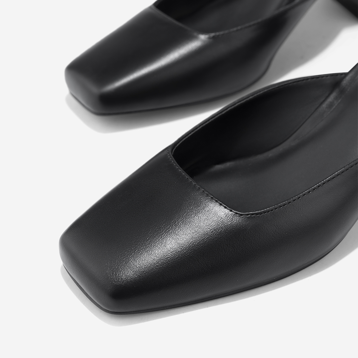 Vascara Giày Bít Mũi Vuông Ankle Strap - BMN 0670