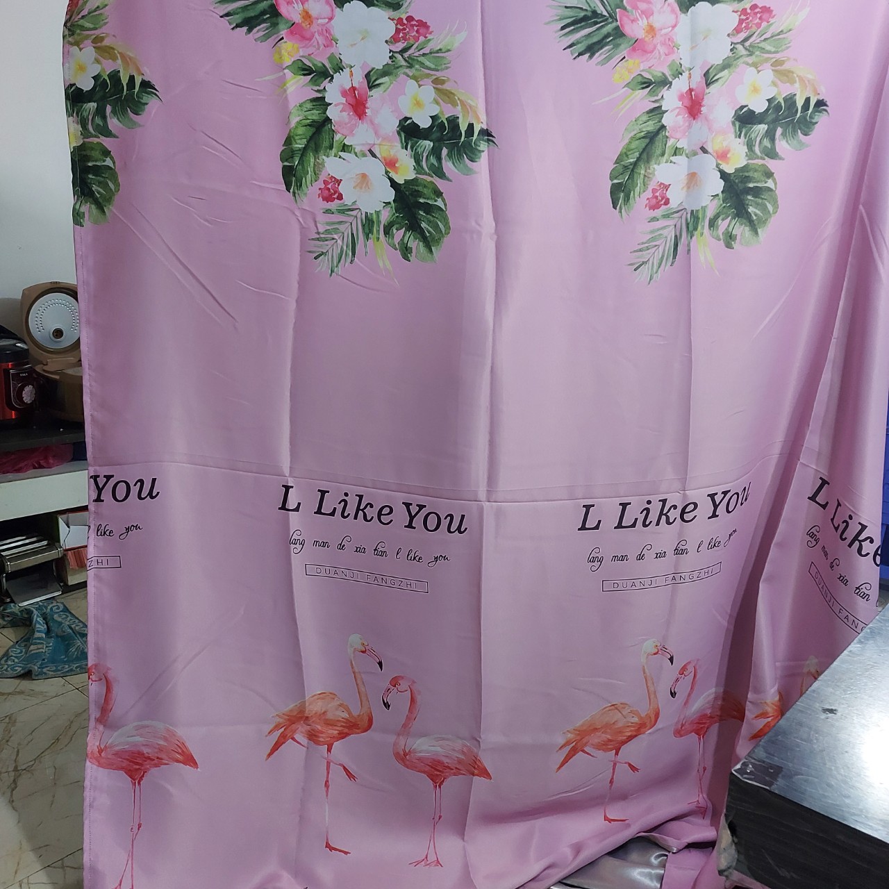 RÈM CỬA CHIM HẠC MÀU XANH VÀ HỒNG .SIZE 3M NGANG X 2M CAO