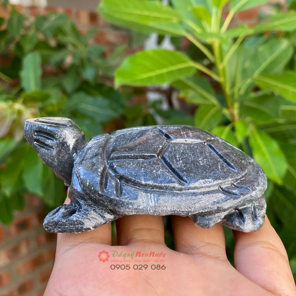 Tượng rùa để bàn làm việc phong thủy màu đen
