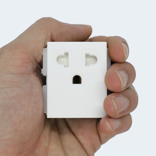 Ổ cắm đơn 3 chấu có màn che