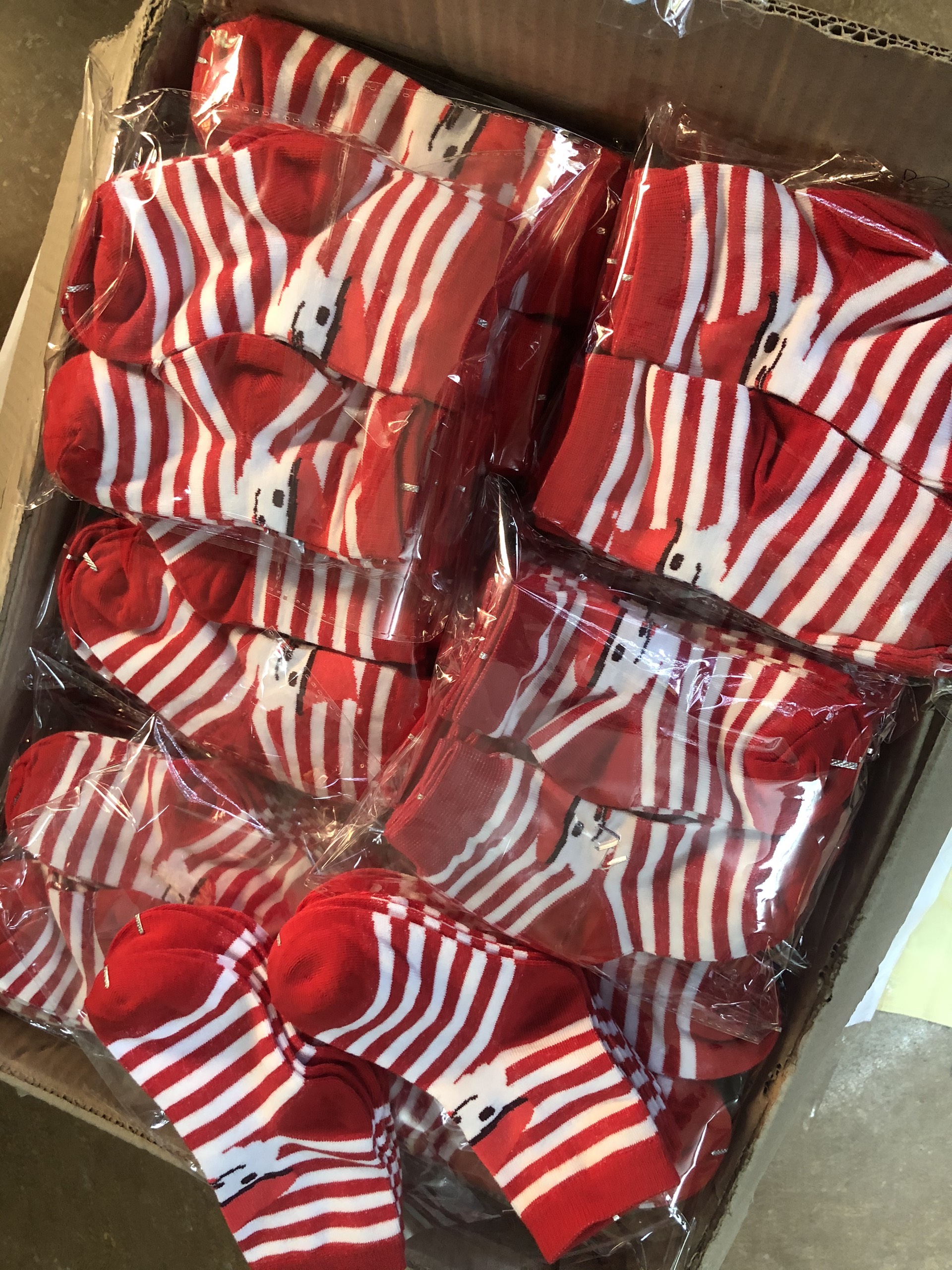 TẤT NOEL CHO BÉ Đôi tất noel giáng sinh an lành cho bé từ 3 tuổi đến 14 tuổi cực đẹp và bắt mắt