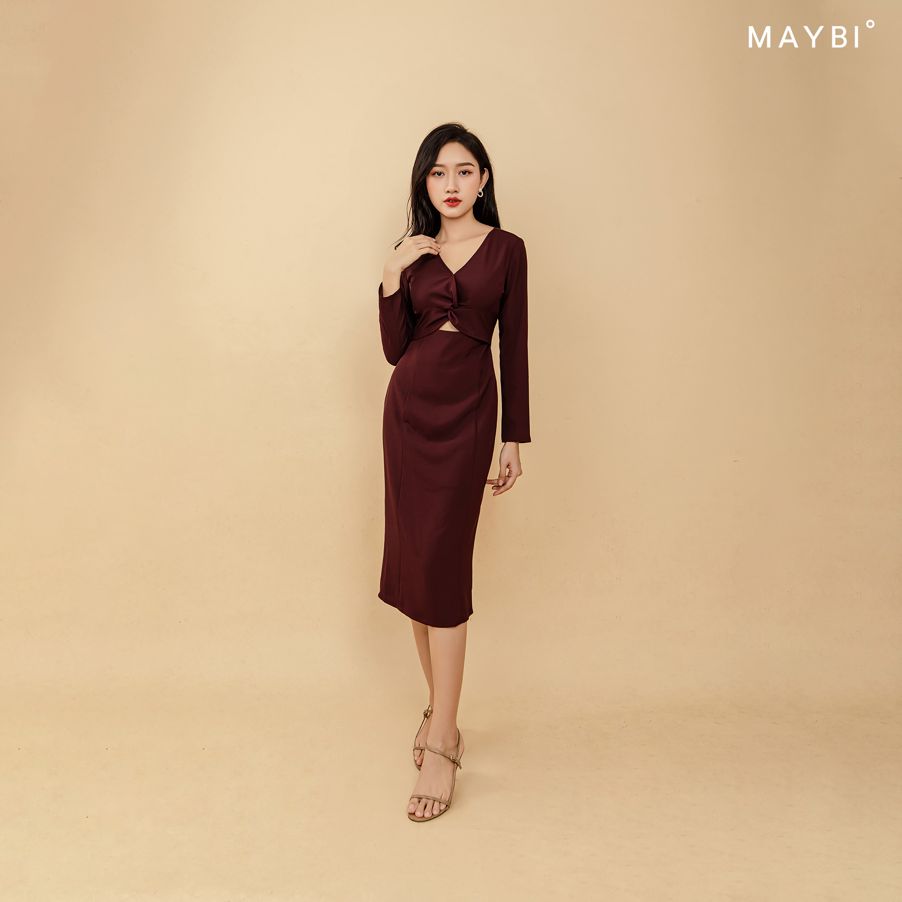 MAYBI - Đầm dài kiểu xoắn tay dài