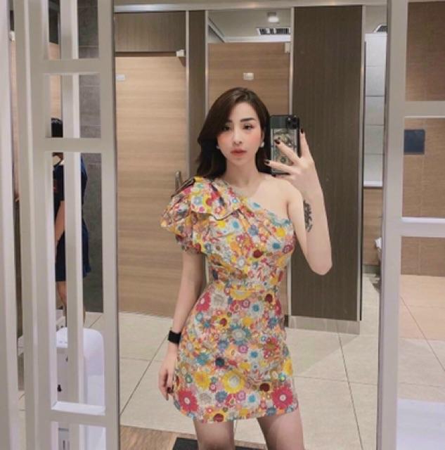 Đầm body thun dẻo in 3D lệch vai tay phồng kết nơ vai có mút ngực sexy sang chảnh