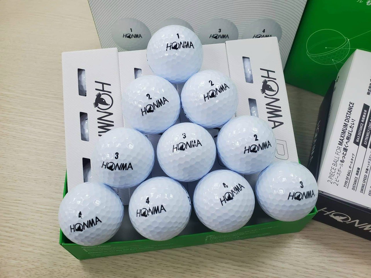 BÓNG GOLF HONMA D1