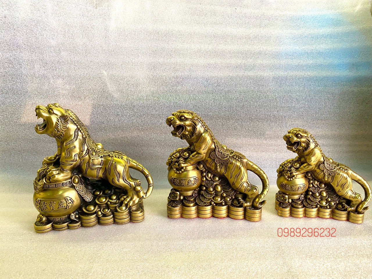 Tượng Hổ Sơn Lâm Phú Quý Đứng Đế Tiền, Hũ Vàng Bằng Đồng cỡ trung - Tượng Hổ phong thuỷ