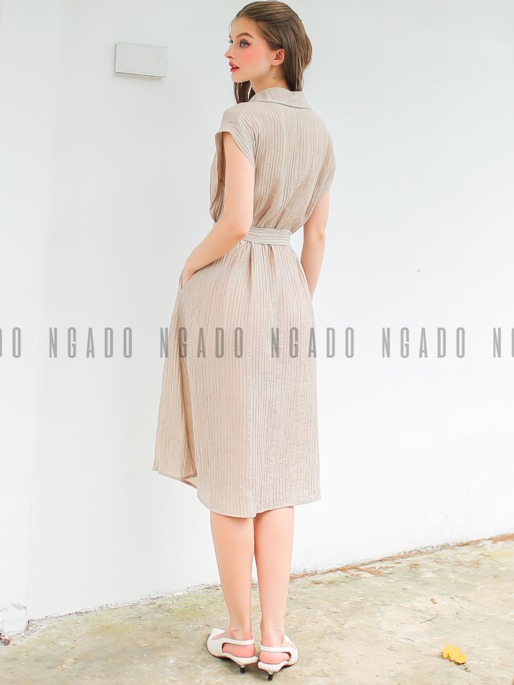 Đầm nude cột eo NGADO