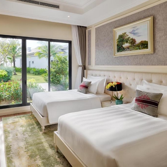 [Siêu Hời] Gói 4N3Đ Vinpearl Villa Dành Cho 4 Người Lớn, 4 Trẻ Em, Gồm 9 Bữa Buffet, Vui Chơi Vinwonders Safari, Áp Dụng Toàn Quốc